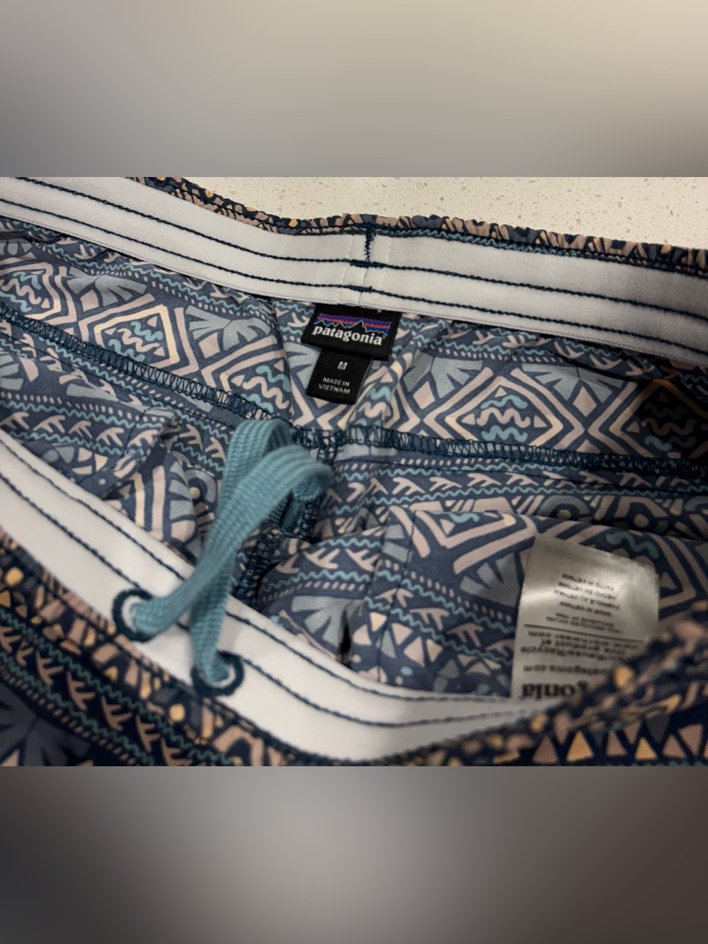Women’s Patagonia Baggie 5” Shorts - Picture 3 of 4